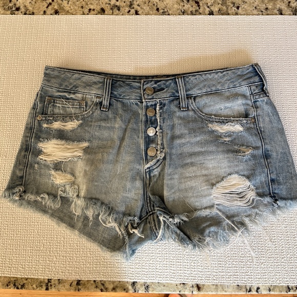 Abercrombie and Fitch Boyfriend Button Fly Cut Off Jean Shorts - Picture 1 of 12